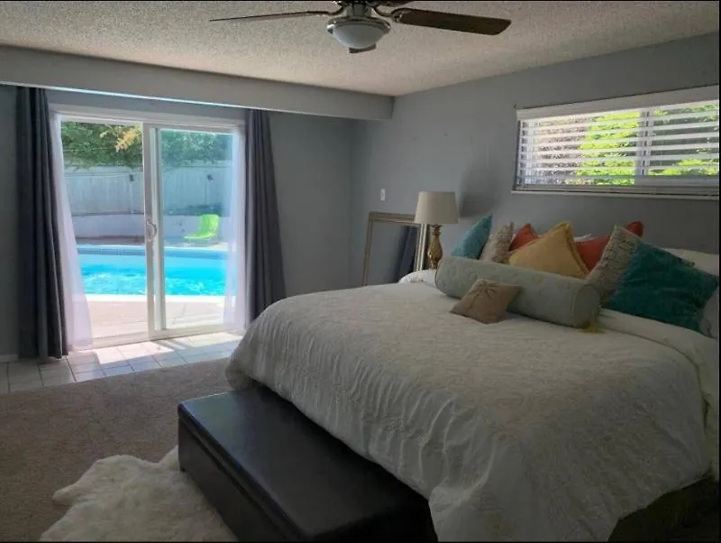 Privat bolig Midtown Old Southwest Home With Pool! Reno